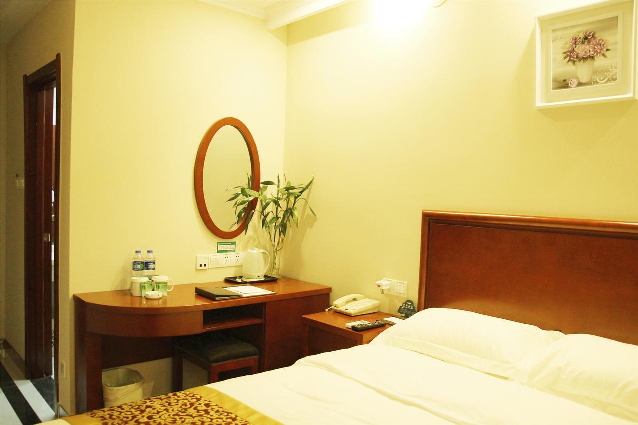 Greentree Inn Suzhou Central Circle Baihui Square Middle Yangchenghu Station Express Hotel Suzhou (Jiangsu) Exterior foto